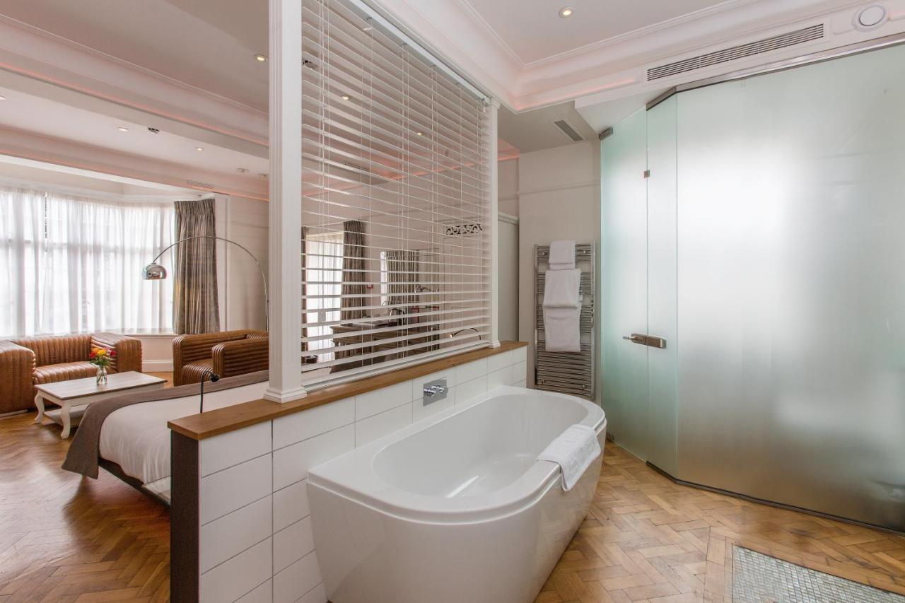 The Bell Inn Hotel Horndon-on-the-Hill Extérieur photo