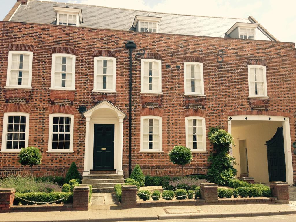 The Bell Inn Hotel Horndon-on-the-Hill Extérieur photo