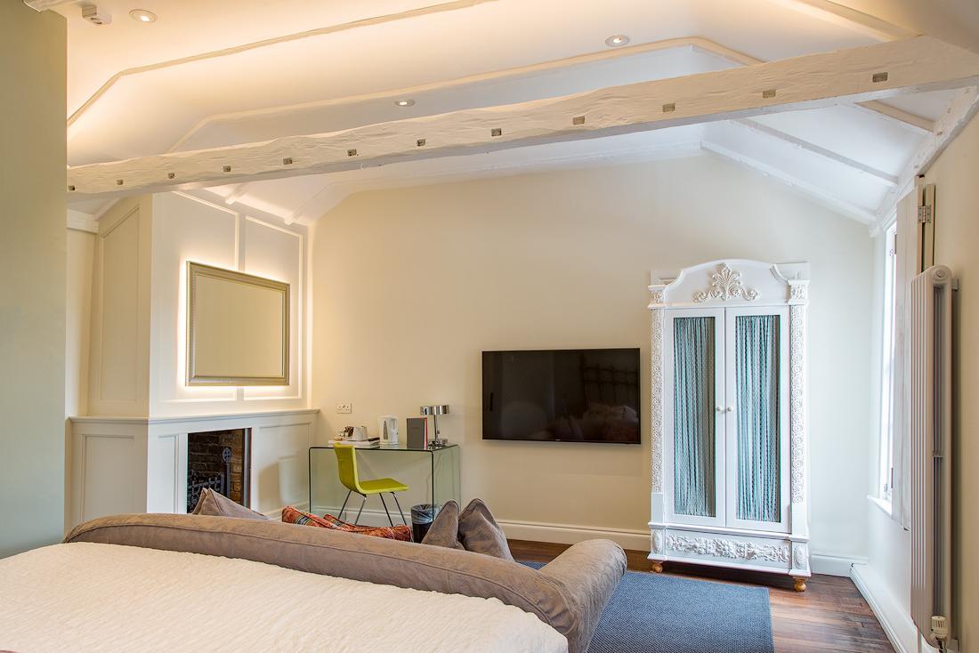 The Bell Inn Hotel Horndon-on-the-Hill Extérieur photo